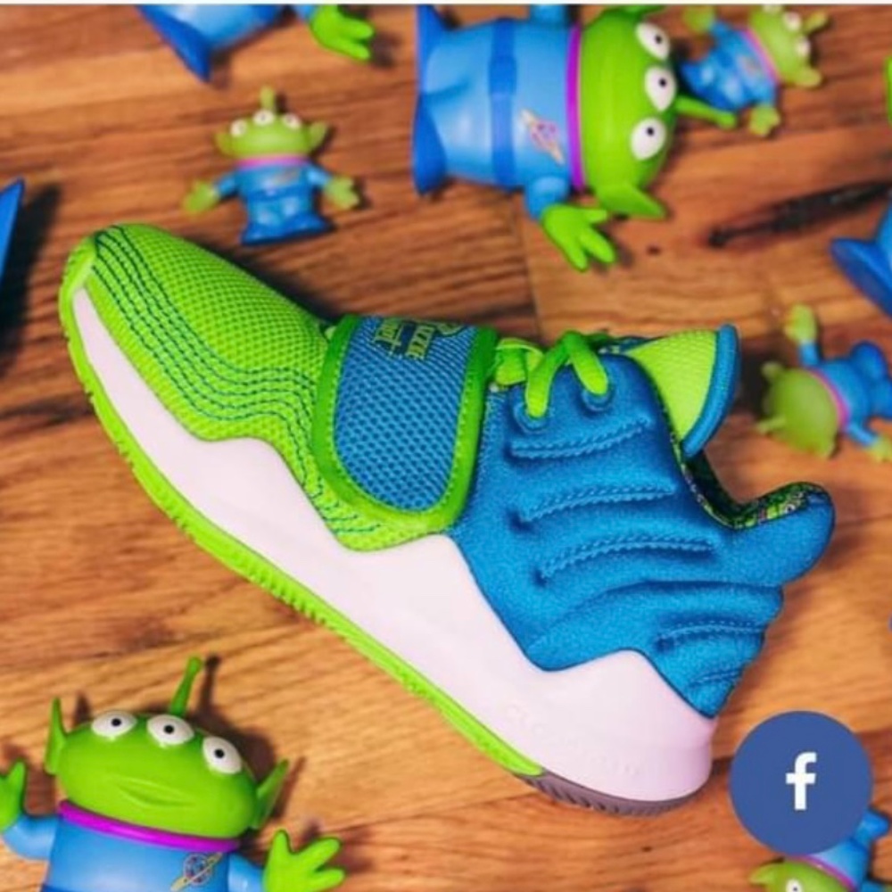 Limited Edition 2020 Toy Story x Deep Threat J 'Alien'